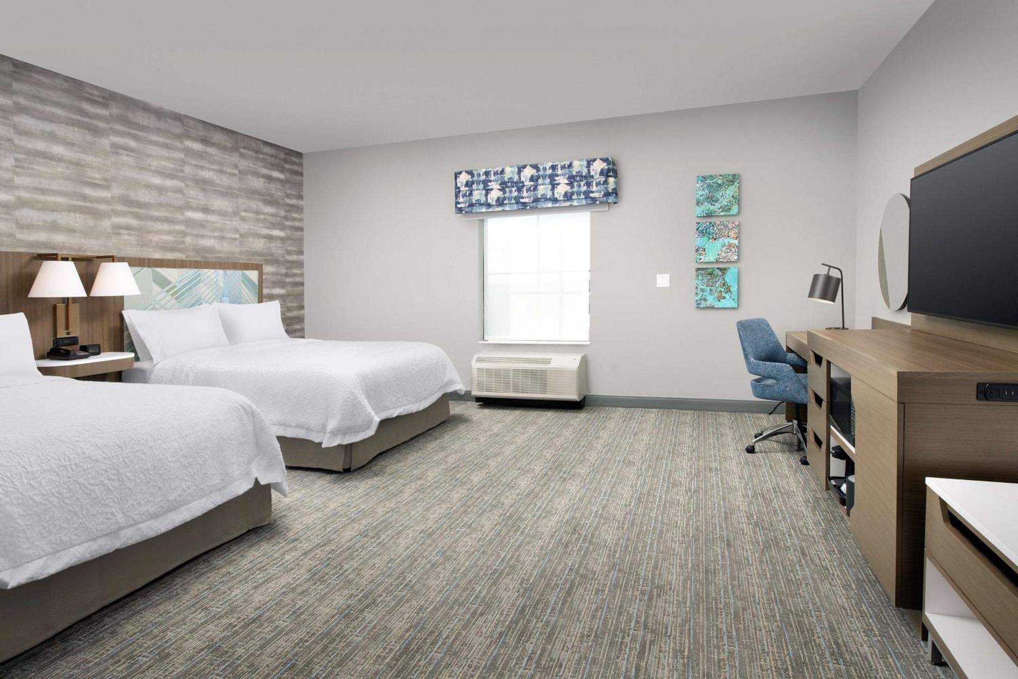 Hampton Inn Boston Logan Airport Chelsea Exterior photo